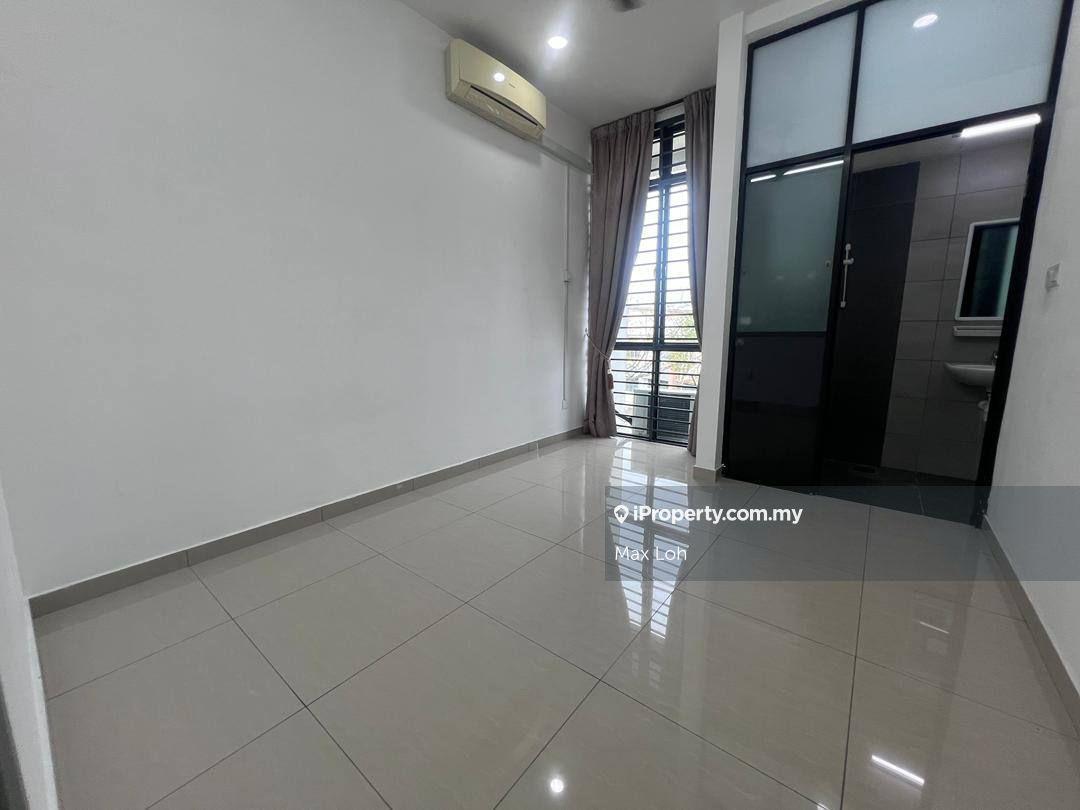 Rumah Berangkai 2 Tingkat untuk Disewa di Bandar Seri Alam, Masai oleh Max Loh - iProperty.com.my