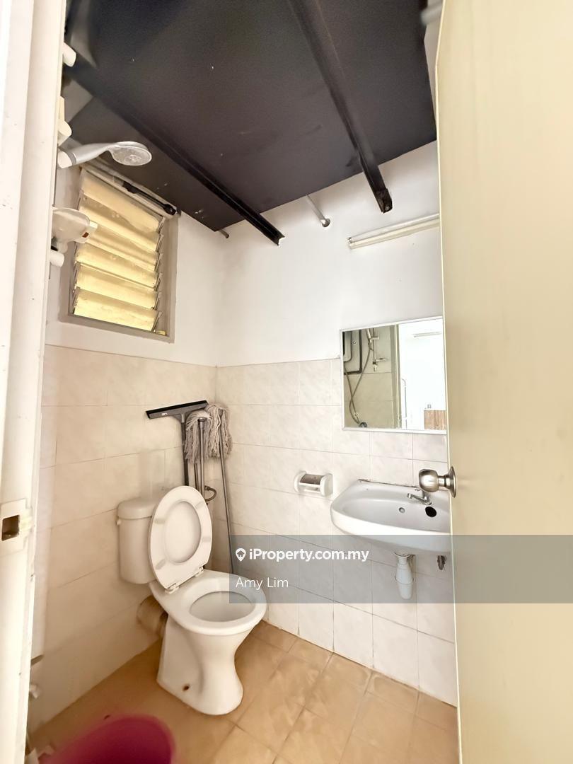 Apartment for Sale in Vista Pinggiran Apartment by Amy Lim - iProperty.com.my