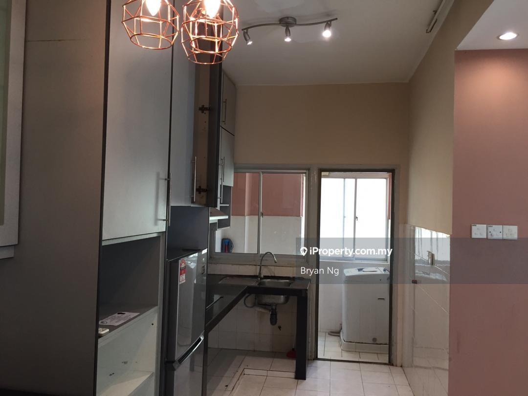 Condominium for Sale in Platinum Hill PV 5 by Bryan Ng - iProperty.com.my