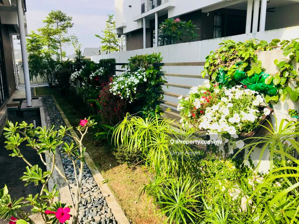 Rumah Berangkai 3 Tingkat untuk Dijual di Denai Alam, Shah Alam oleh Umar Aiman - iProperty.com.my