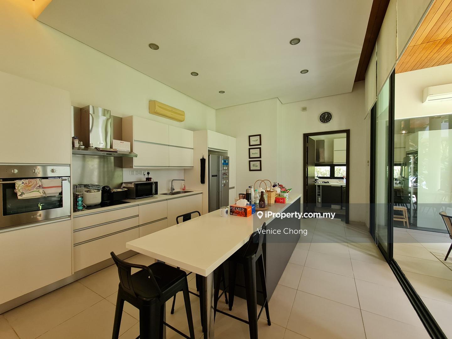 Bungalow House for Sale in Mines Resort City, Seri Kembangan by Venice Chong - iProperty.com.my