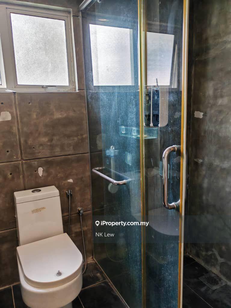 Condominium for Rent in Bayan Villa, Seri Kembangan by NK Lew - iProperty.com.my