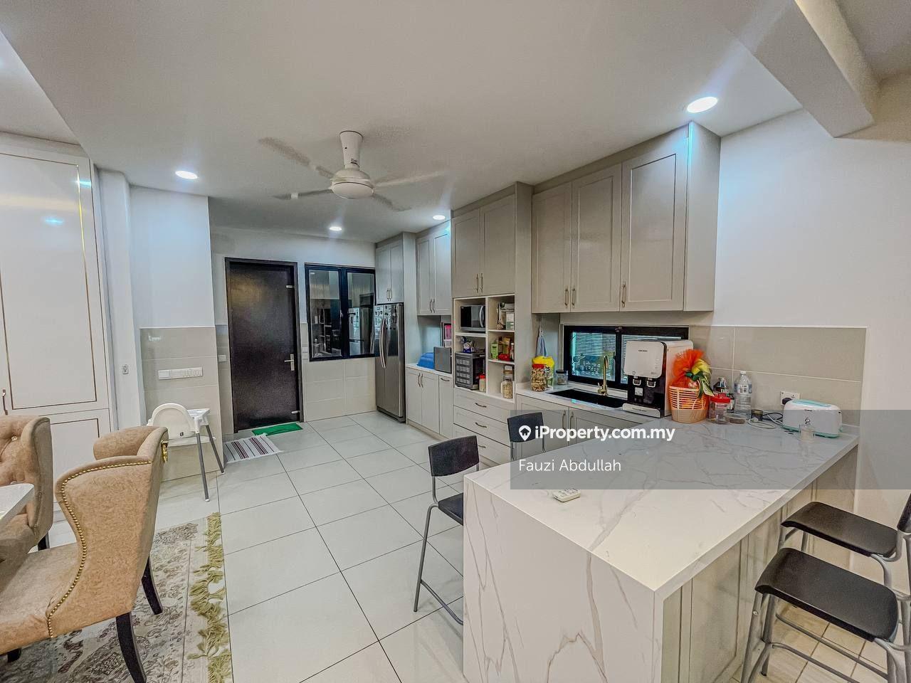 Rumah Berangkai 2 Tingkat untuk Dijual di Elmina Valley 4, Shah Alam oleh Fauzi Abdullah - iProperty.com.my