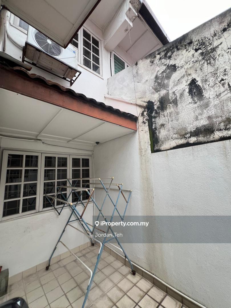 Rumah Berangkai 2 Tingkat untuk Dijual di Taman Sea, Petaling Jaya oleh Jordan Teh - iProperty.com.my