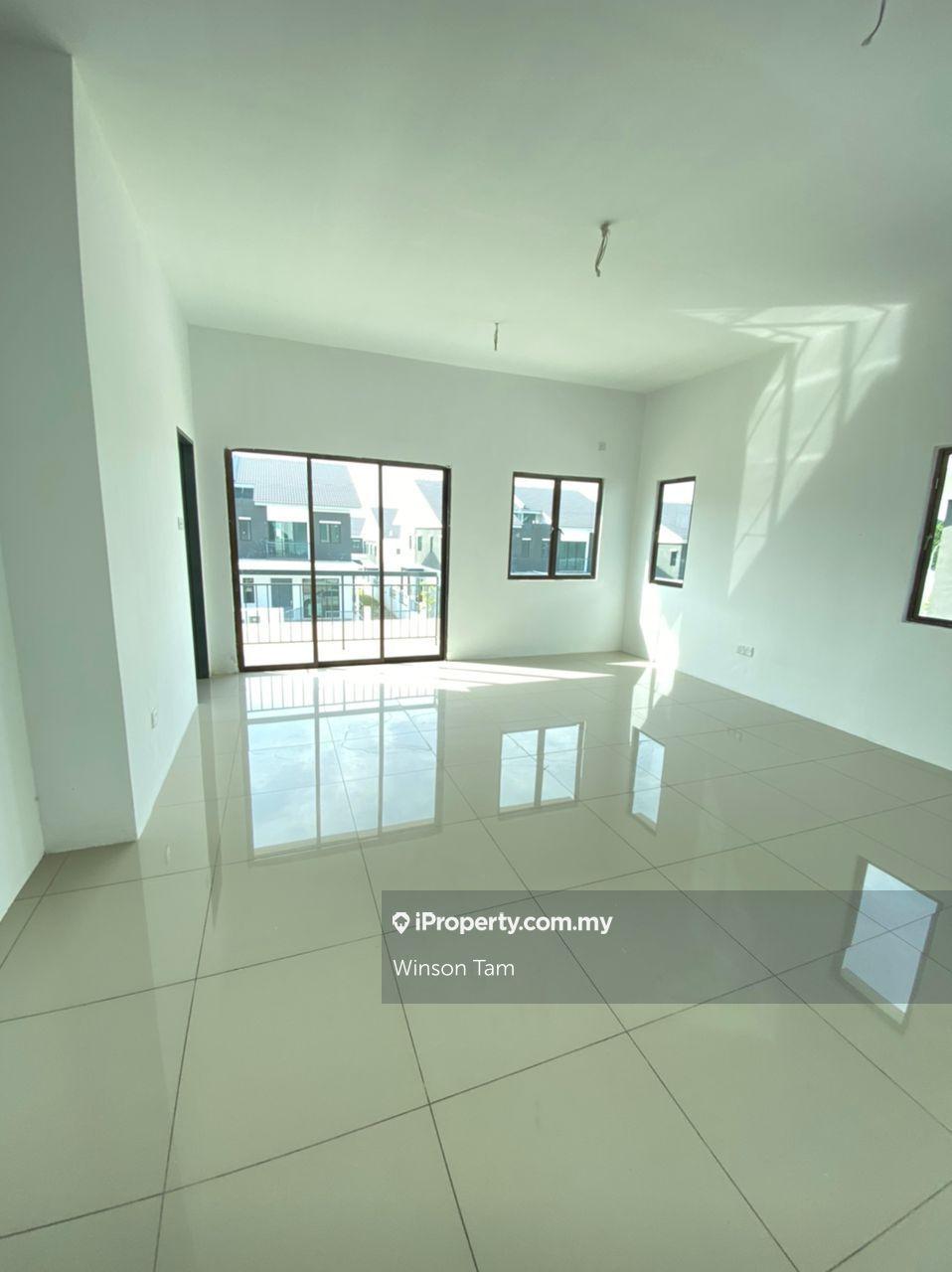 Rumah Berkembar untuk Dijual di Taman Scientex Rawang, Rawang oleh Winson Tam - iProperty.com.my