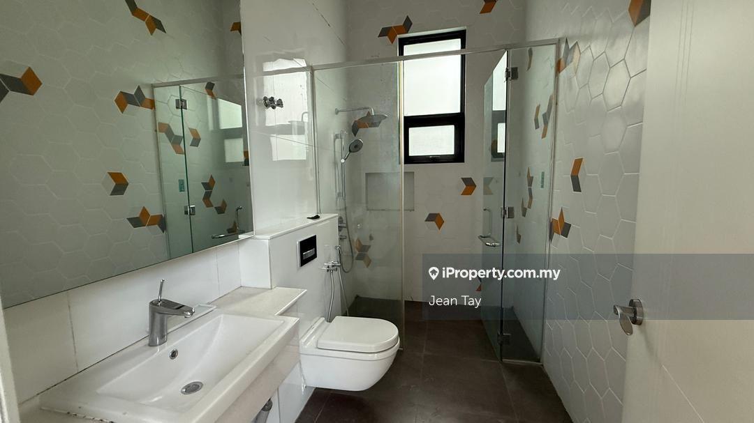 Banglo untuk Dijual di Country Heights Damansara, Kuala Lumpur oleh Jean Tay - iProperty.com.my