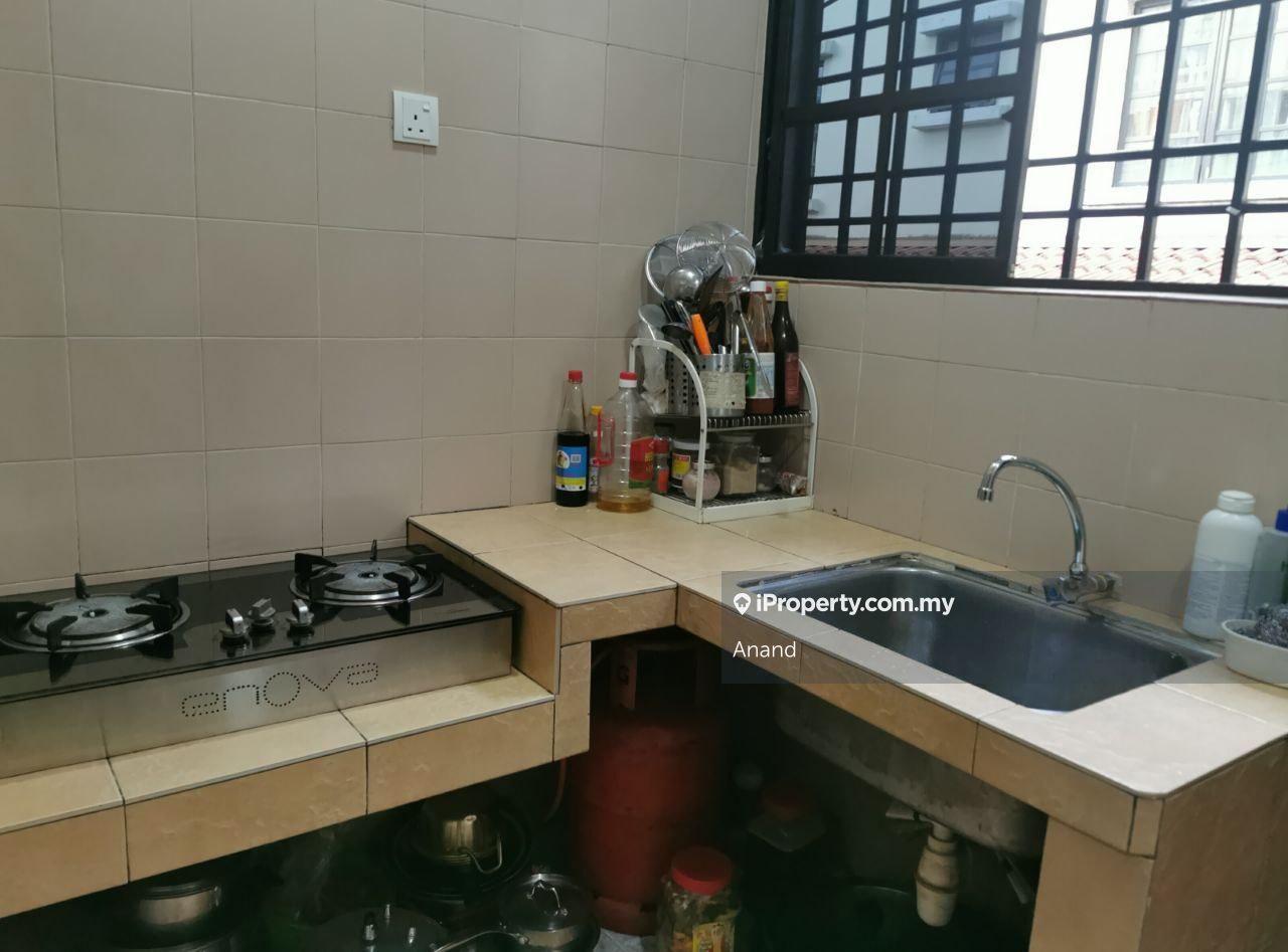 3-storey Terraced House for Sale in BANDAR UTAMA, KAYU ARA, PETALING JAYA., Bandar Utama by Anand - iProperty.com.my
