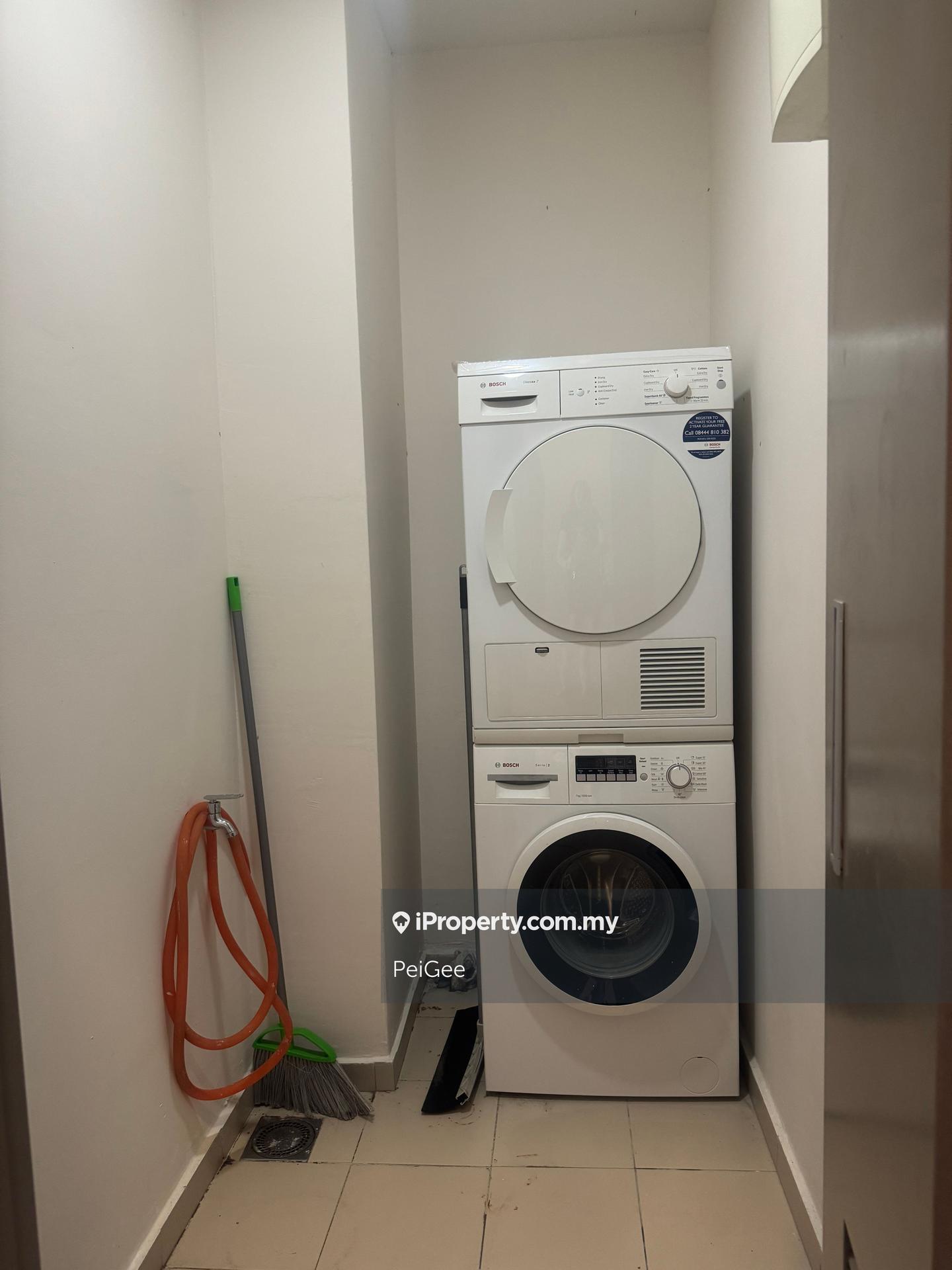 Service Residence for Sale in Twin Arkz by PeiGee - iProperty.com.my