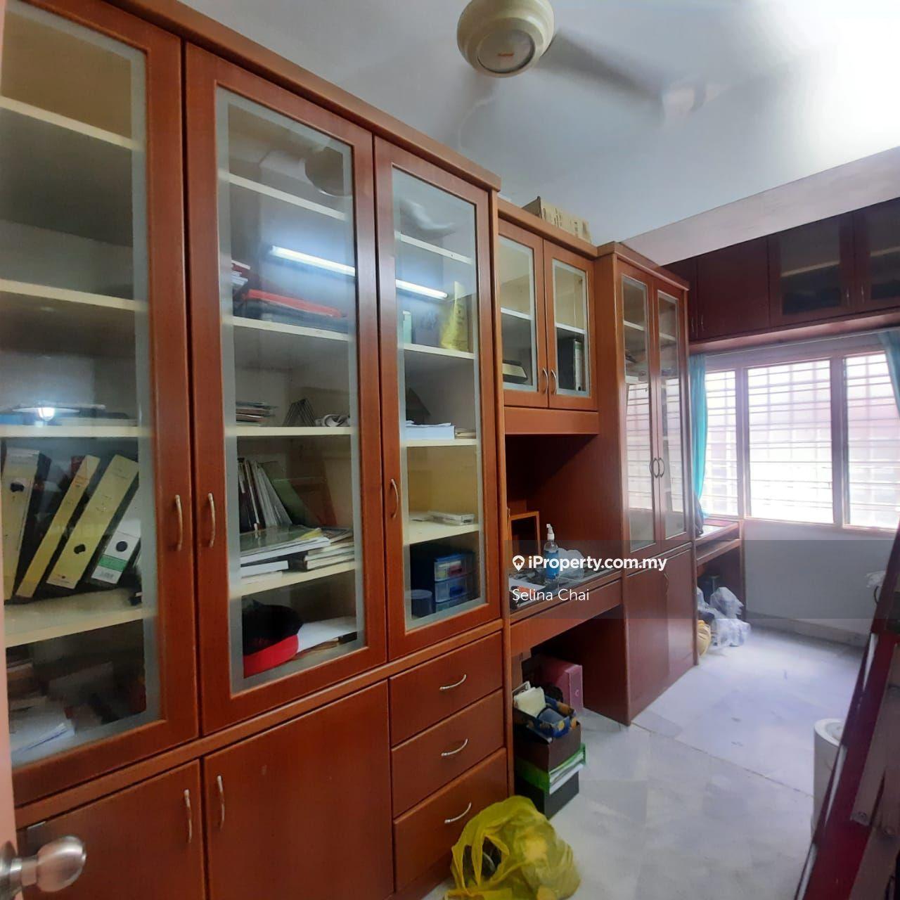 Rumah Berangkai 2 Tingkat untuk Dijual di Usj 13, Subang Jaya oleh Selina Chai - iProperty.com.my