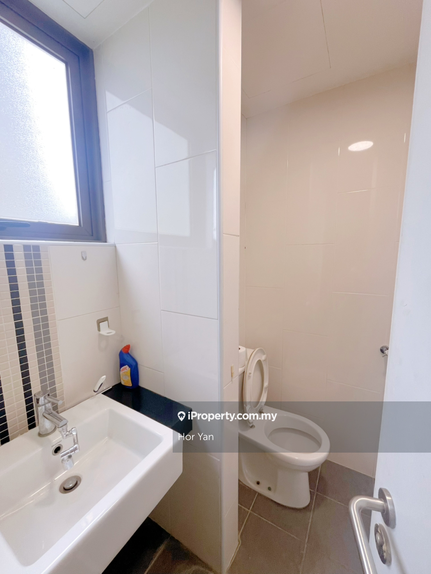 Residensi Servis untuk Disewa di Centrio Pantai Hillpark oleh Hor Yan - iProperty.com.my