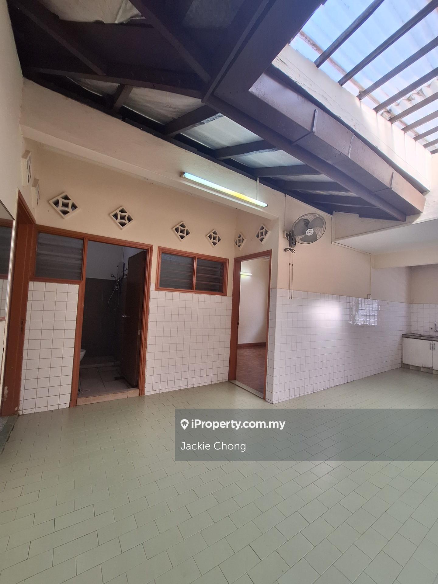 2-storey Terraced House for Sale in Happy Garden, Kuchai Lama by Jackie Chong - iProperty.com.my