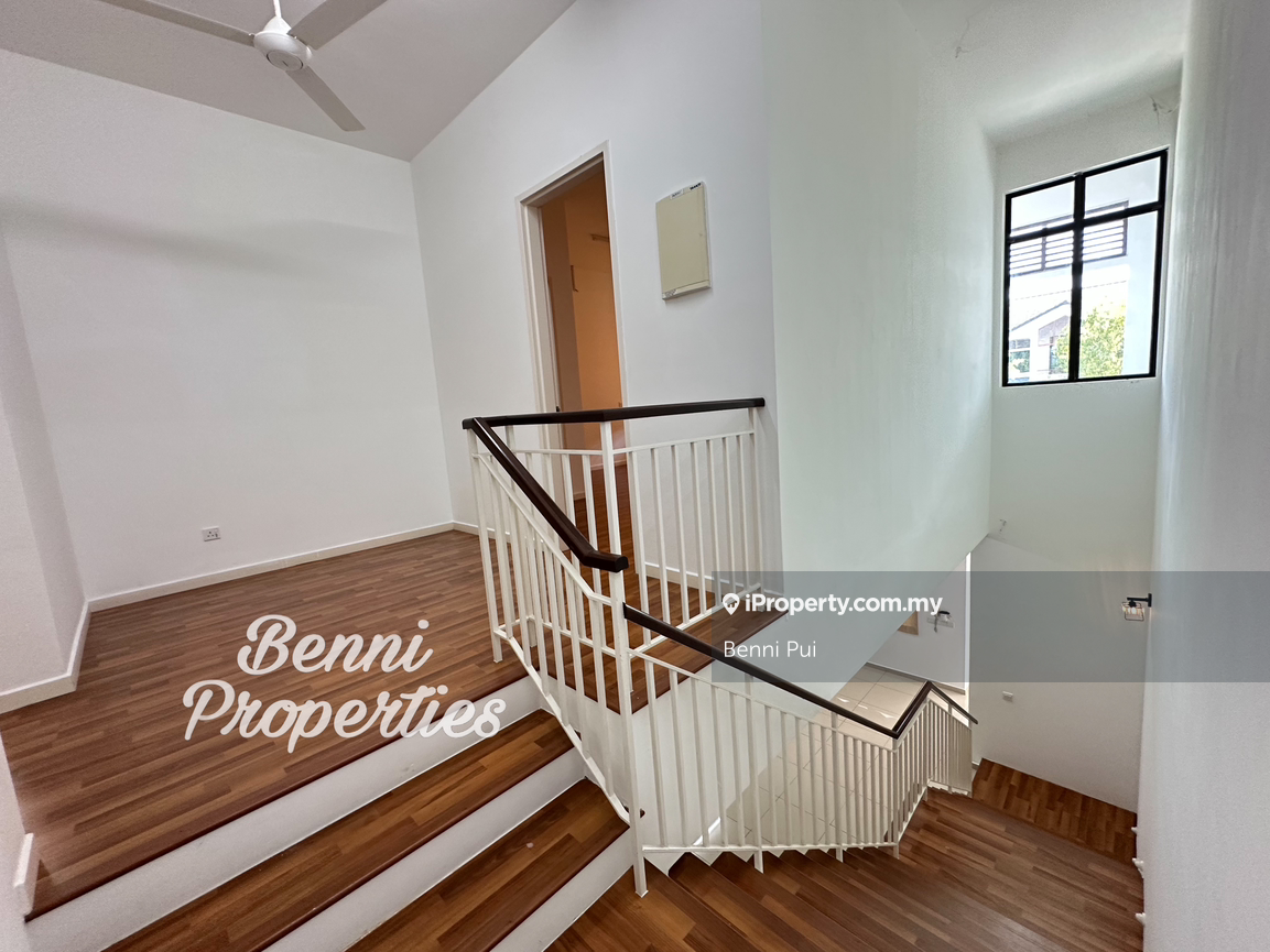 Rumah Berangkai 2 Tingkat untuk Dijual di Eco Majestic, Semenyih oleh Benni Pui - iProperty.com.my