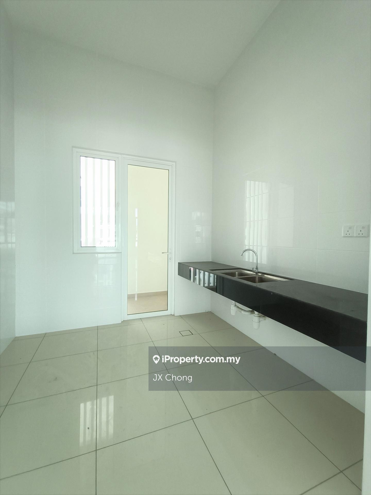 Rumah Berangkai 2 Tingkat untuk Dijual di Mellowood Parkhomes, Eco Majestic Extra Land, Semenyih oleh JX Chong - iProperty.com.my