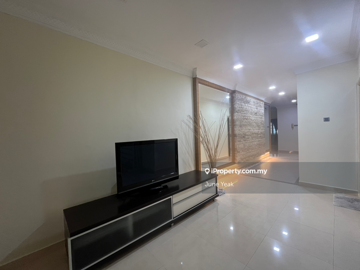 Bungalow House for Sale in Taman Villa Heights, Kajang by June Yeak - iProperty.com.my