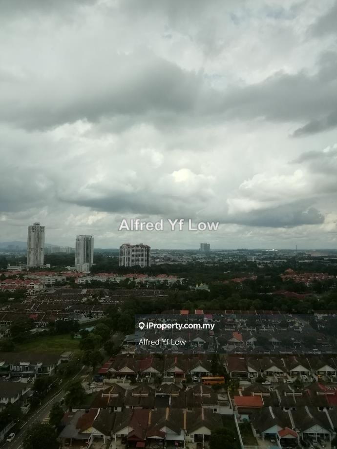 Service Residence for Sale in Molek Pulai by Alfred Yf Low - iProperty.com.my