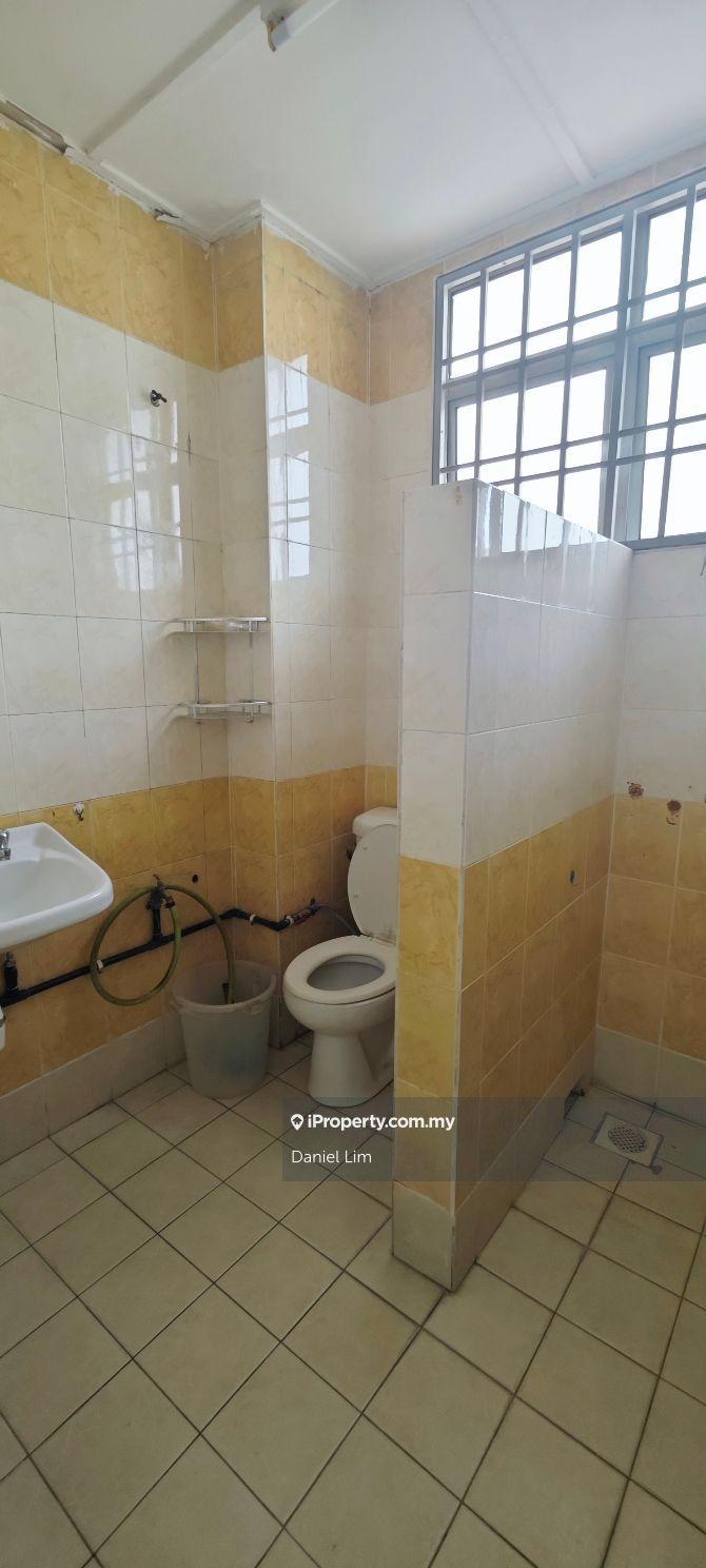 Rumah Berangkai 2 Tingkat untuk Dijual di Shah Alam, Selangor oleh Daniel Lim - iProperty.com.my