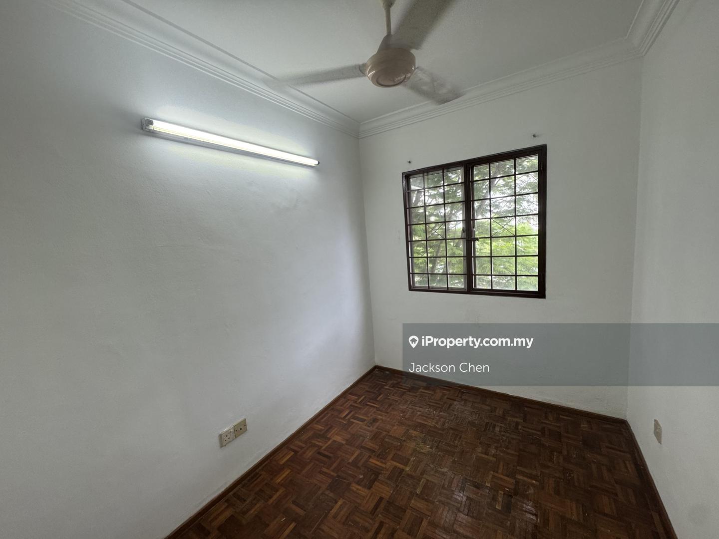 Pangsapuri untuk Dijual di saujana apartment oleh Jackson Chen - iProperty.com.my