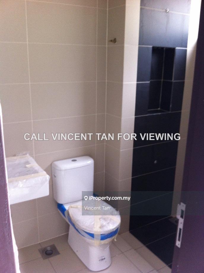 Rumah Berangkai 2 Tingkat untuk Dijual di ELMINA GARINIA CRESSIDA East Garden West Valley, Shah Alam oleh Vincent Tan - iProperty.com.my