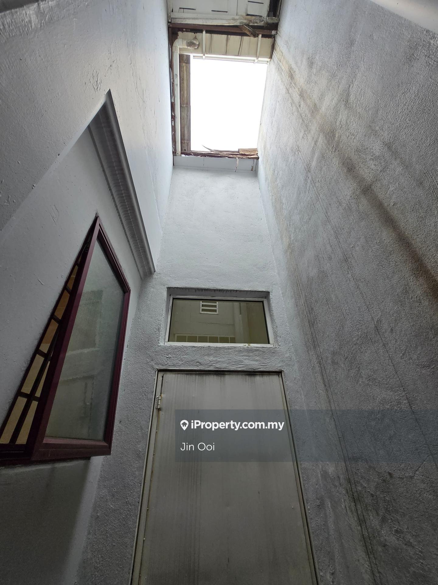 Rumah Berangkai 1 Tingkat untuk Dijual di Seksyen 4, Kota Damansara oleh Jin Ooi - iProperty.com.my