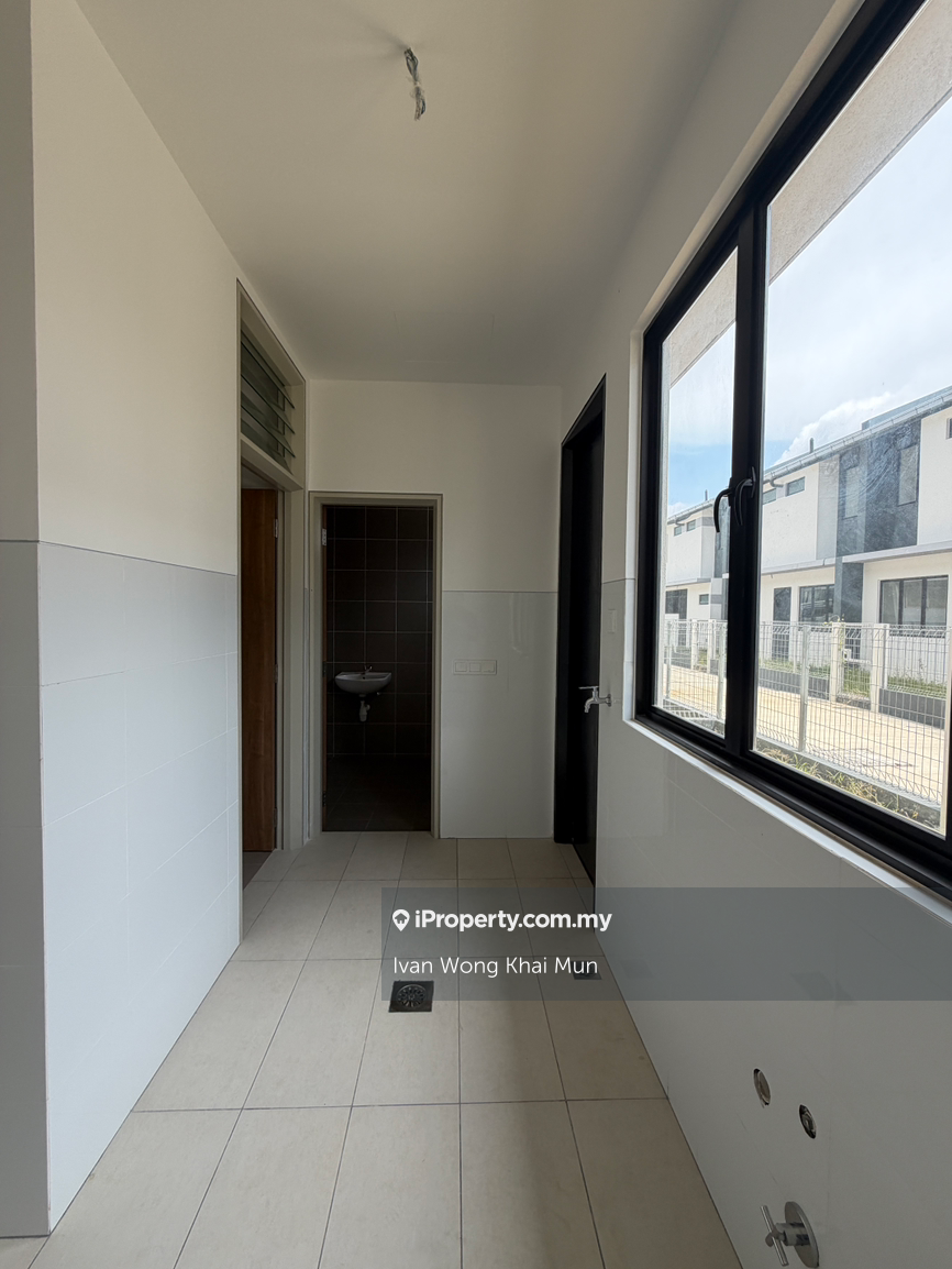 Rumah Berangkai 2 Tingkat untuk Dijual di Bandar Bukit Raja, Klang oleh Ivan Wong Khai Mun - iProperty.com.my