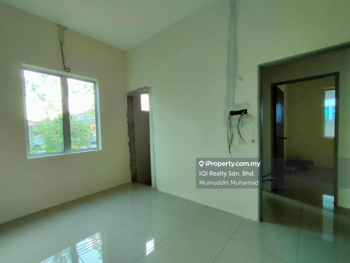 Semi-Detached House for Sale in Taman Sri Bahagia, Teluk Intan by Muinuddin Muhamad - iProperty.com.my