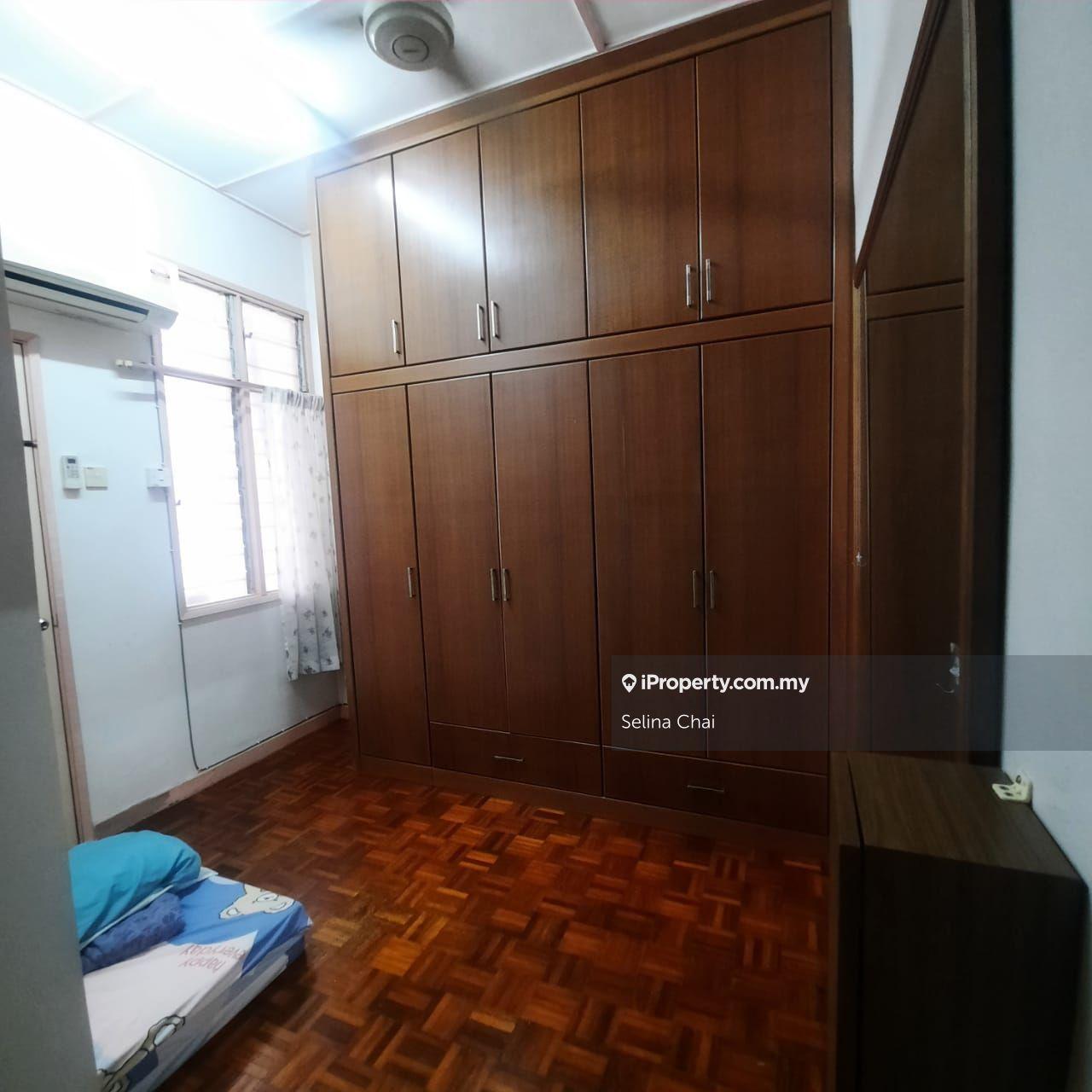 Rumah Berangkai 2 Tingkat untuk Dijual di Usj 13, Subang Jaya oleh Selina Chai - iProperty.com.my