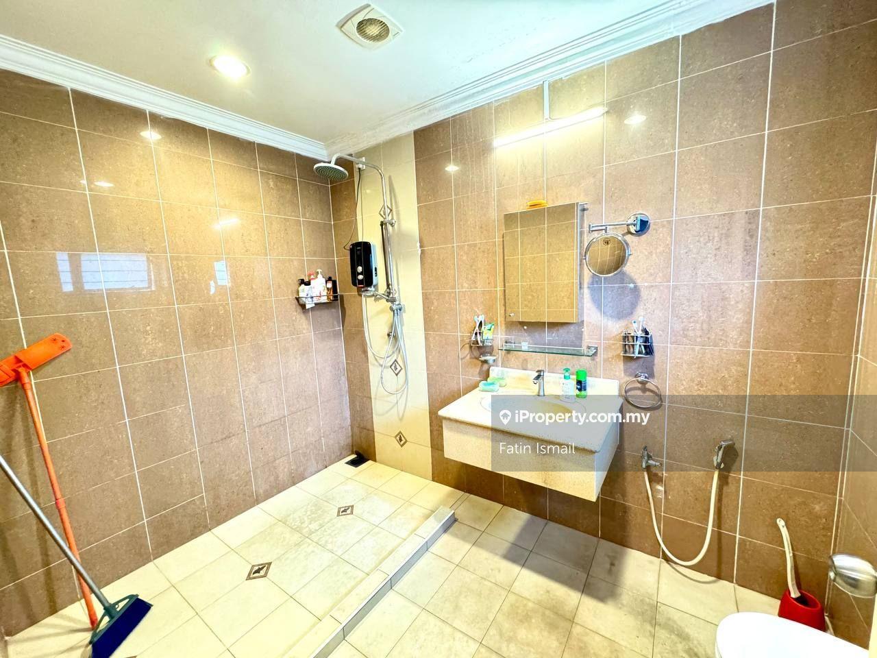 3-storey Terraced House for Sale in Bukit Antarabangsa, Ulu Kelang by Fatin Ismail - iProperty.com.my