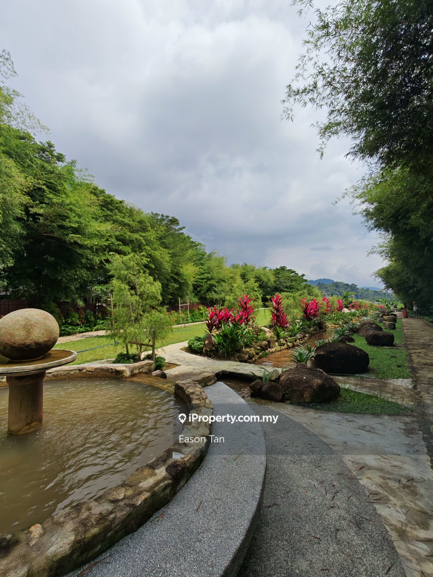 Bungalow House for Sale in Bukit Tinggi, Bentong by Eason Tan - iProperty.com.my