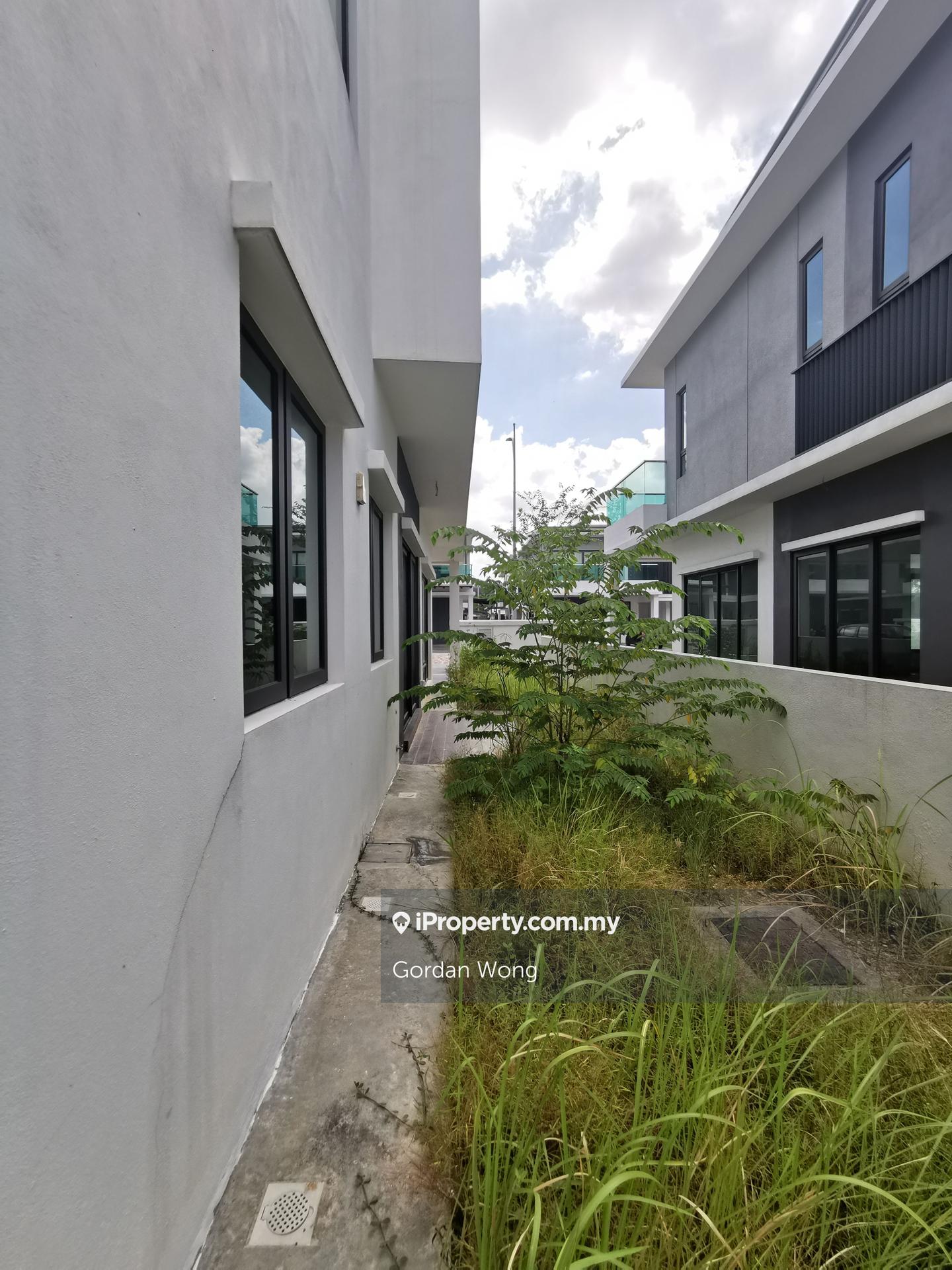 Semi-Detached House for Sale in D'Island, Puchong by Gordan Wong - iProperty.com.my