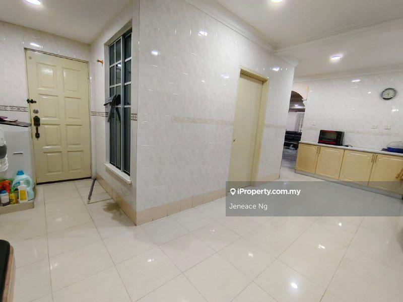 Rumah Berangkai 2 Tingkat untuk Dijual di Usj 23, Subang Jaya oleh Jeneace Ng - iProperty.com.my