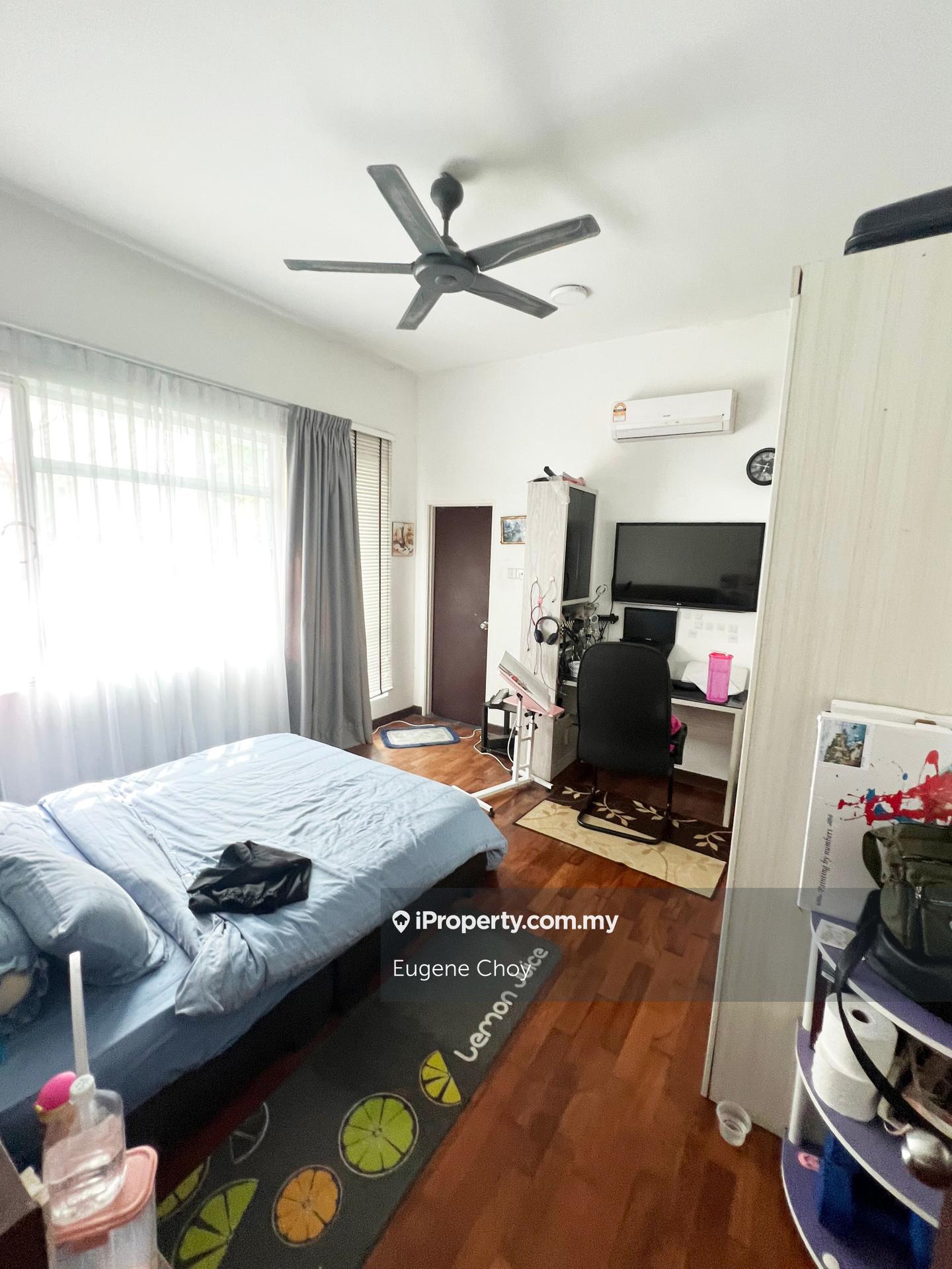 Semi-Detached House for Sale in Cahaya Villa, Seri Kembangan by Eugene Choy - iProperty.com.my