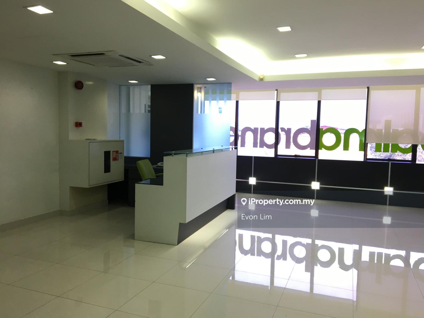 Semi-D Komersial untuk Disewa di Batu Caves, Selangor oleh Evon Lim - iProperty.com.my