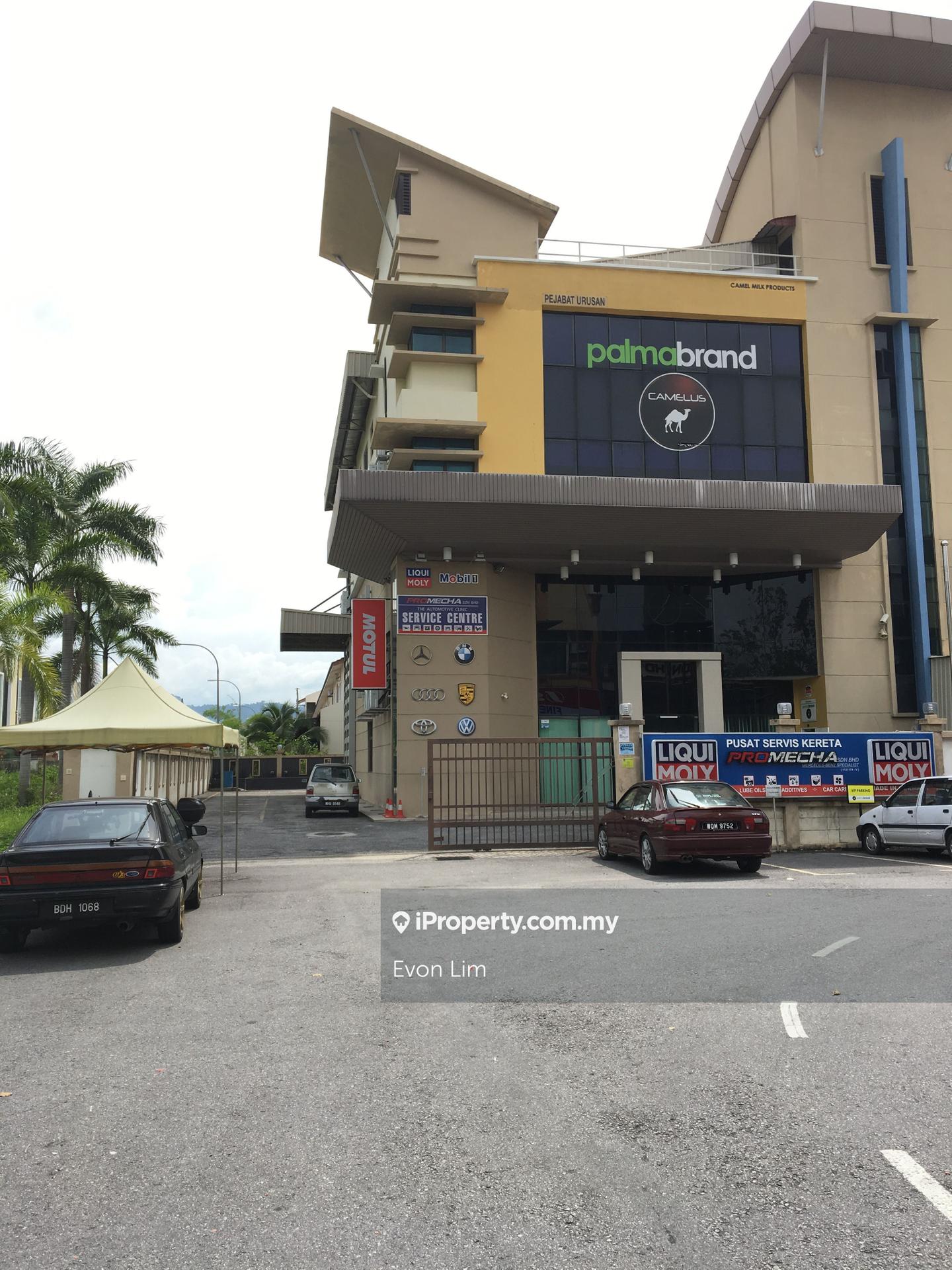 Semi-D Komersial untuk Disewa di Batu Caves, Selangor oleh Evon Lim - iProperty.com.my