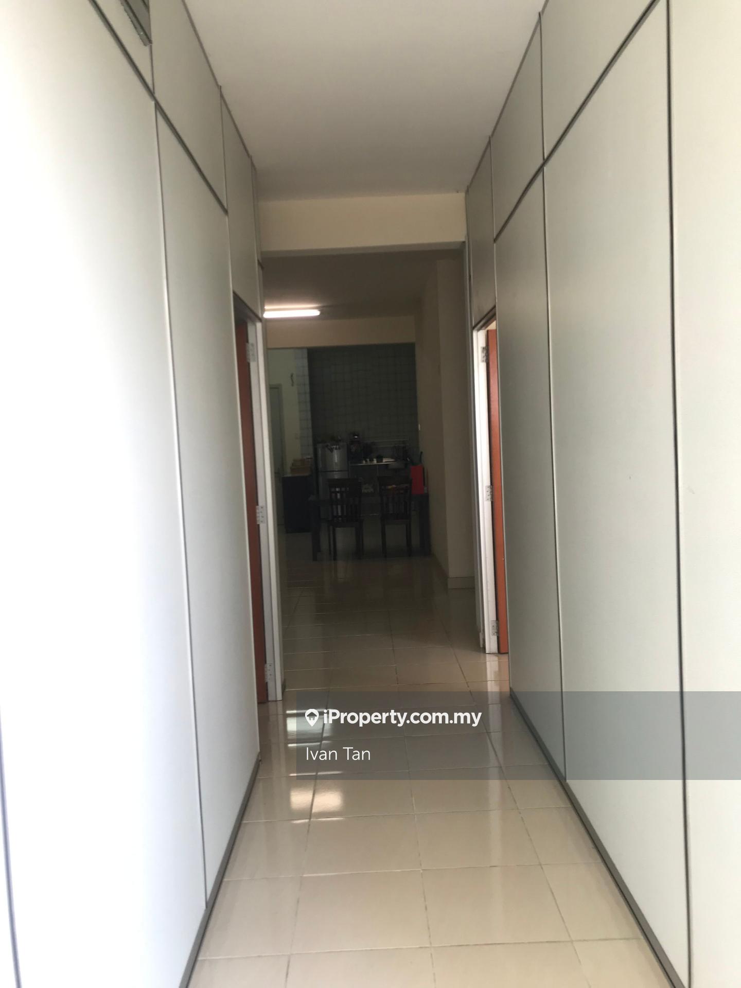 Condominium for Sale in Platinum Hill PV 8 by Ivan Tan - iProperty.com.my