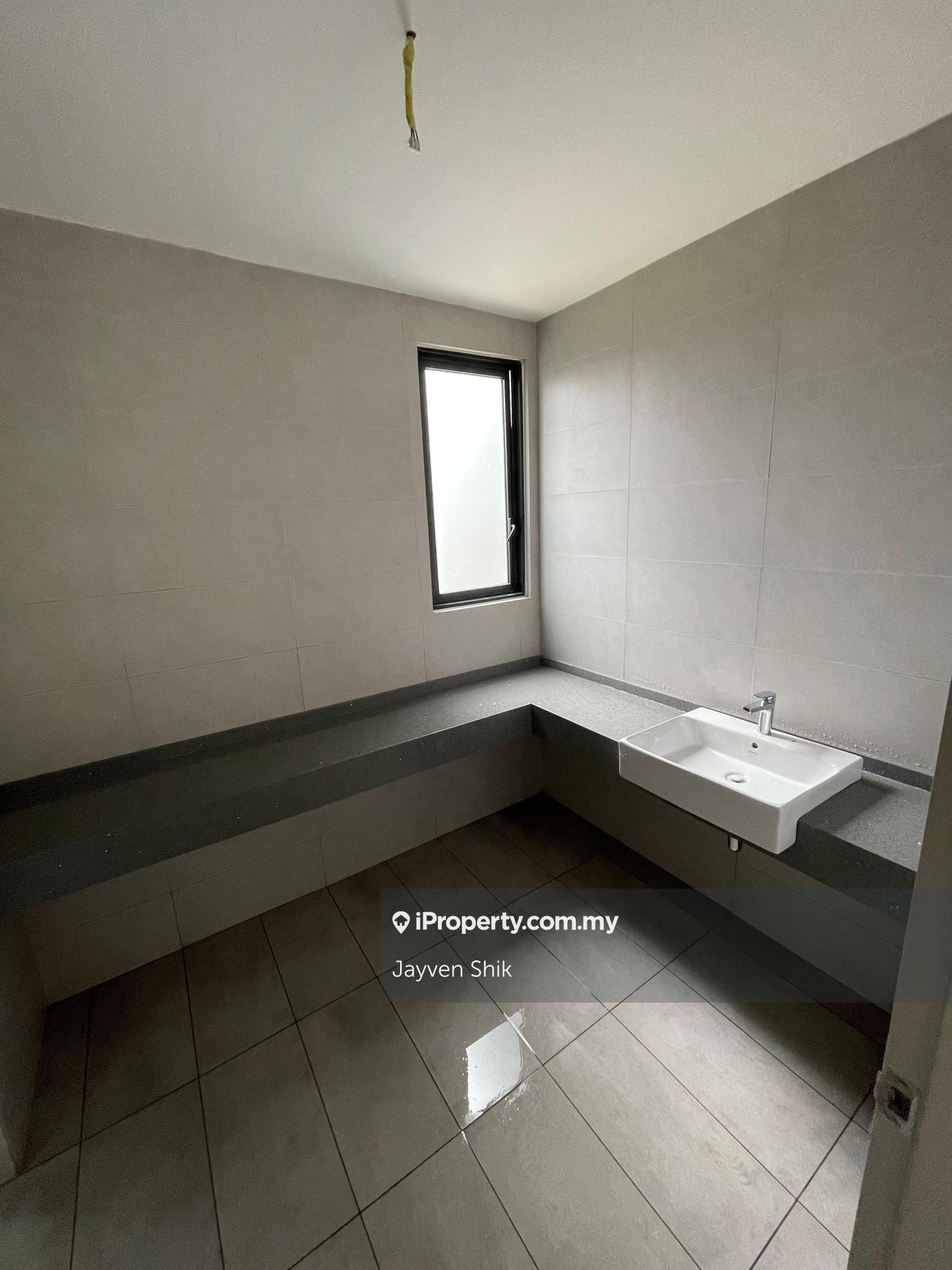 Rumah Berkembar untuk Dijual di Bandar Bukit Puchong 2, Puchong oleh Jayven Shik - iProperty.com.my