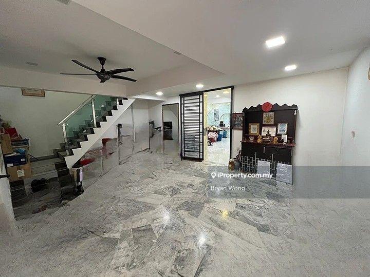 Rumah Berangkai 2 Tingkat untuk Dijual di Taman Berlian, Kajang oleh Bryan Wong - iProperty.com.my