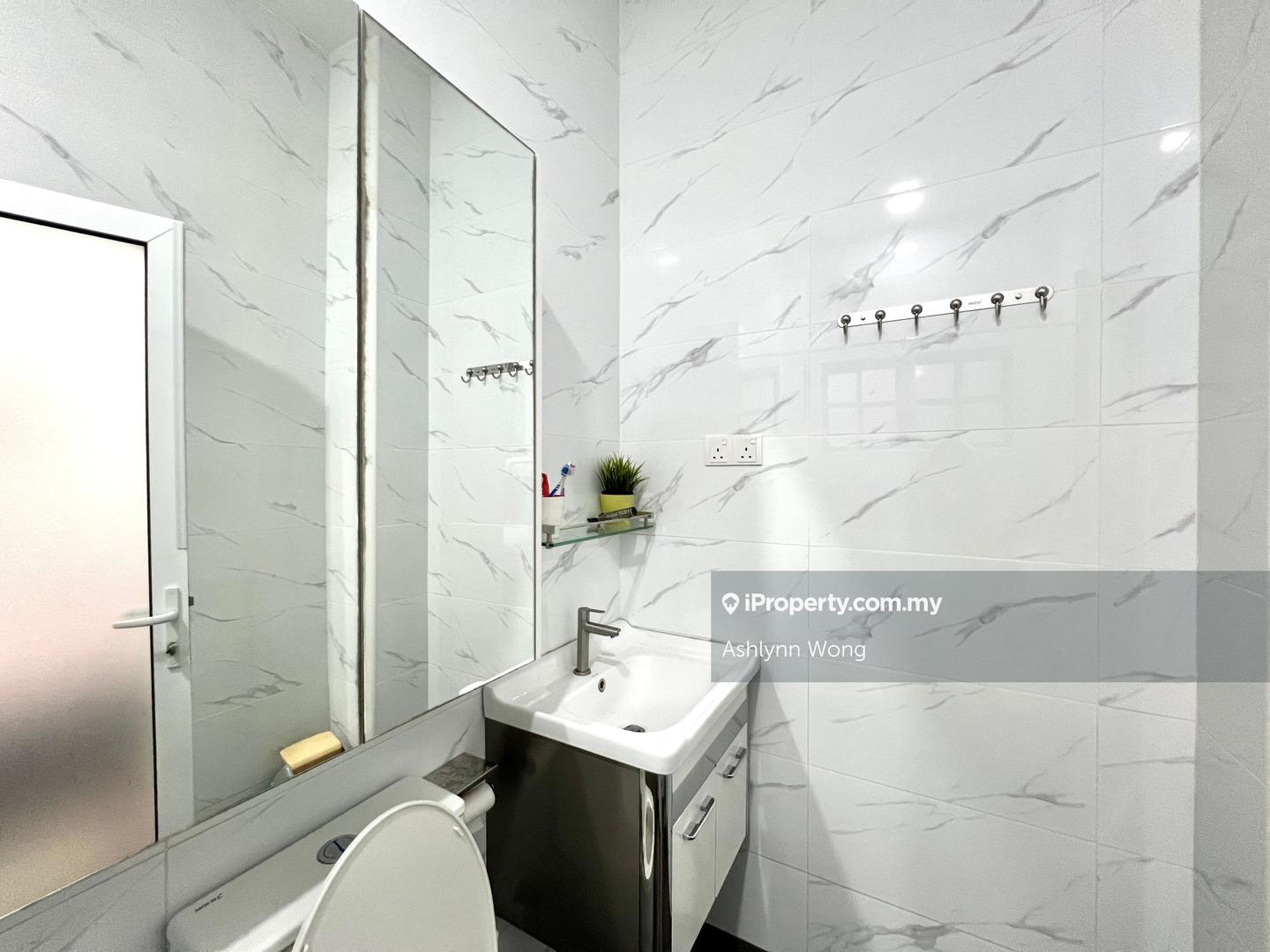 Banglo untuk Dijual di Bandar Tun Hussein Onn, Cheras oleh Ashlynn Wong - iProperty.com.my