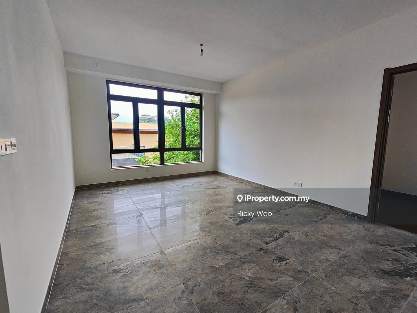 Service Residence for Sale in Country Garden Forest City by Ricky Woo - iProperty.com.my