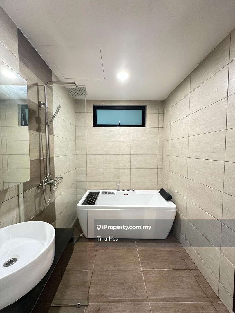 Service Residence for Sale in Molek Regency by Tina Hsu - iProperty.com.my