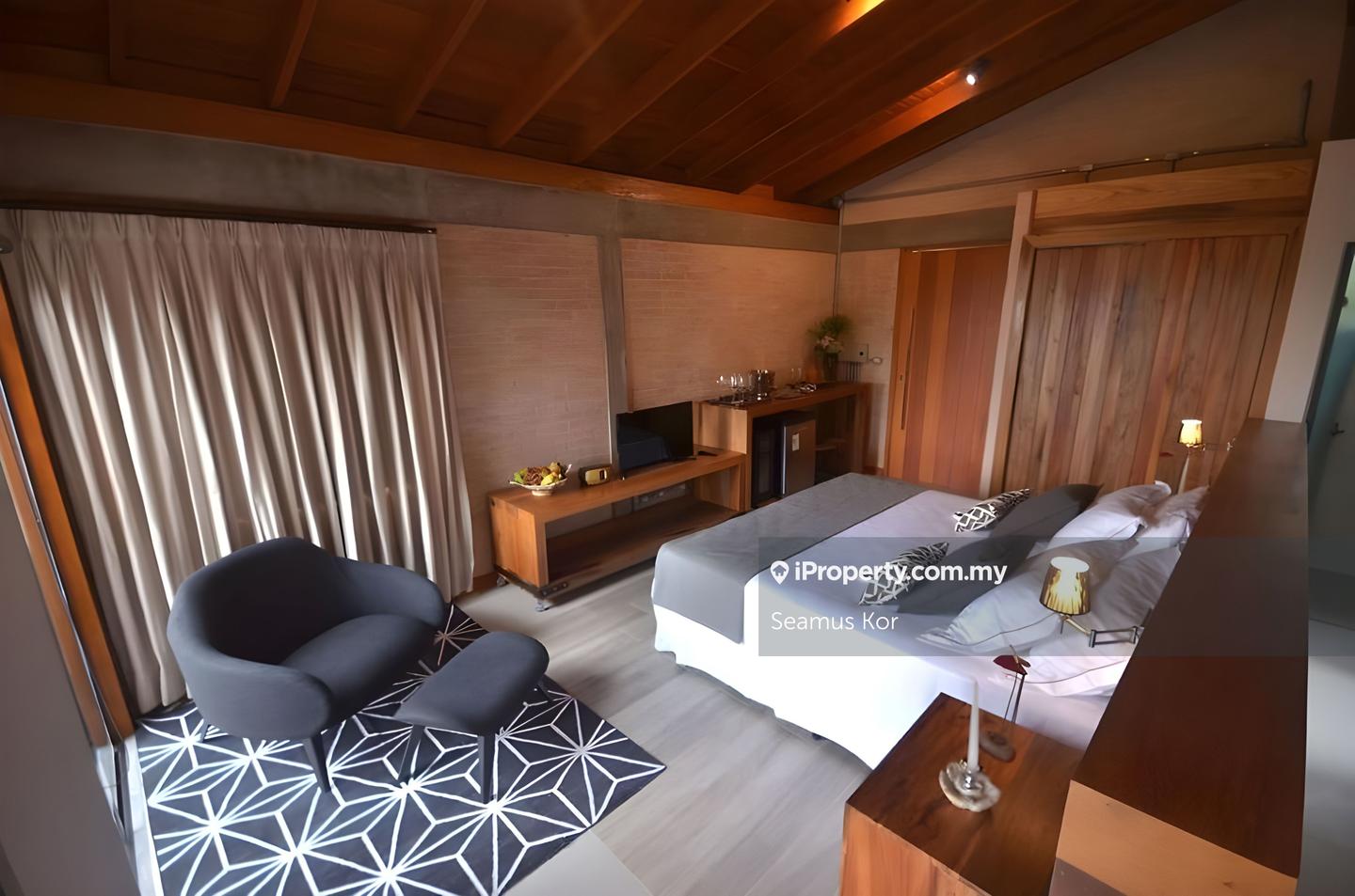 Hotel / Resort untuk Dijual di Pantai, Negeri Sembilan oleh Seamus Kor - iProperty.com.my