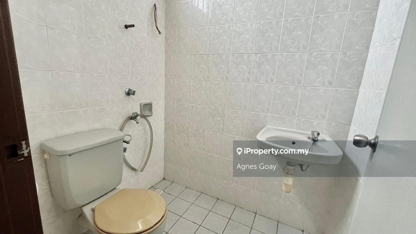 1.5-storey Terraced House for Sale in Taman Pelangi Indah, Ulu Tiram by Agnes Goay - iProperty.com.my