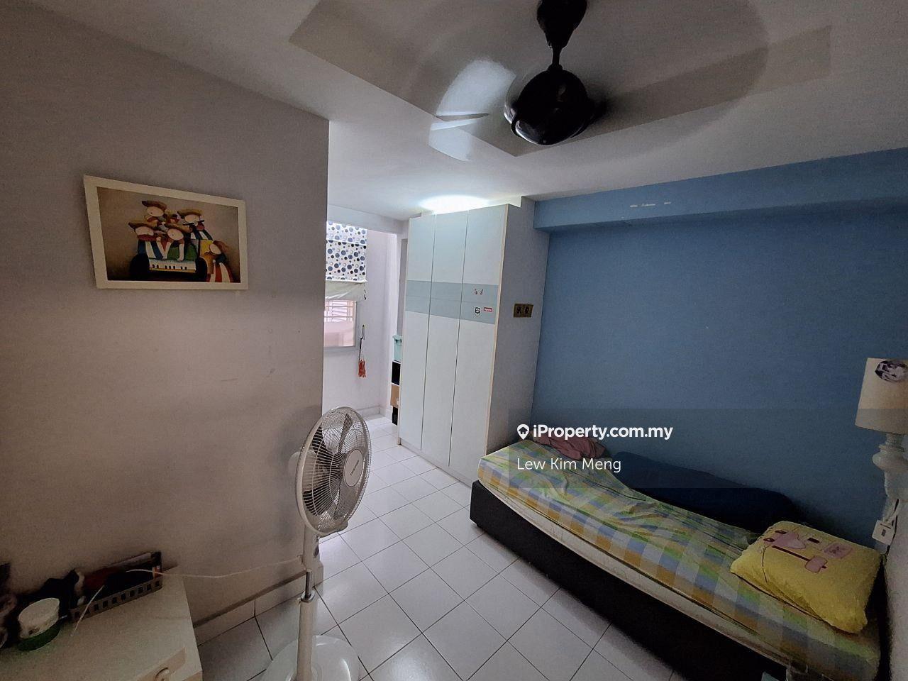 3-storey Terraced House for Sale in Laman Rimbunan, Kepong by Lew Kim Meng - iProperty.com.my