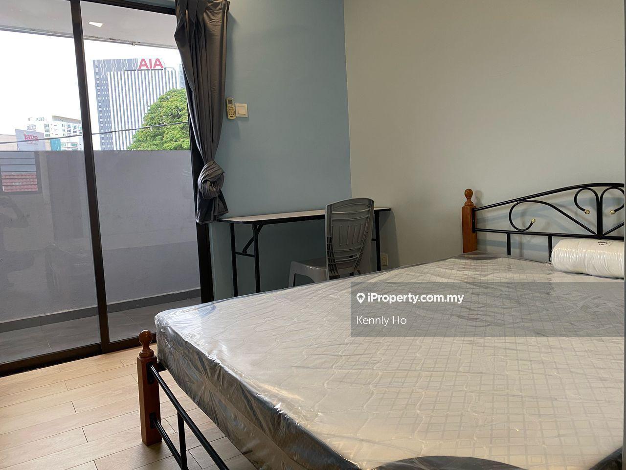 Rumah Berangkai 1.5 Tingkat untuk Disewa di Seksyen 14, Petaling Jaya oleh Kennly Ho - iProperty.com.my