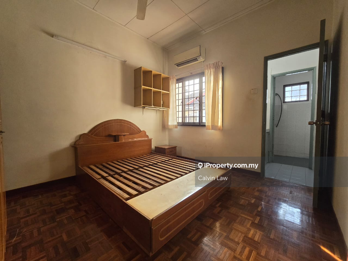 Rumah Berangkai 2 Tingkat untuk Dijual di Bu10 ( face green) Damansara Petaling Jaya, Bandar Utama oleh Calvin Law - iProperty.com.my
