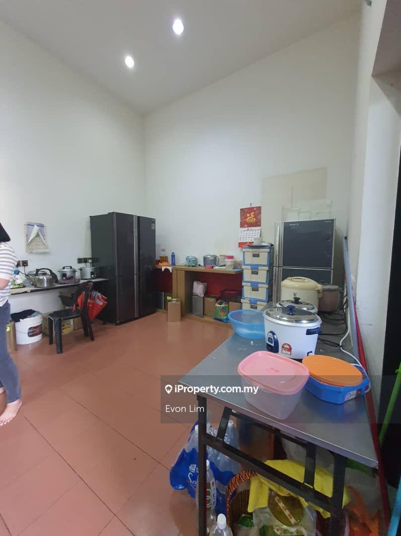 Kilang Teres untuk Dijual di Sungai Buloh,Subang,Kota Damansara, Sungai Buloh oleh Evon Lim - iProperty.com.my