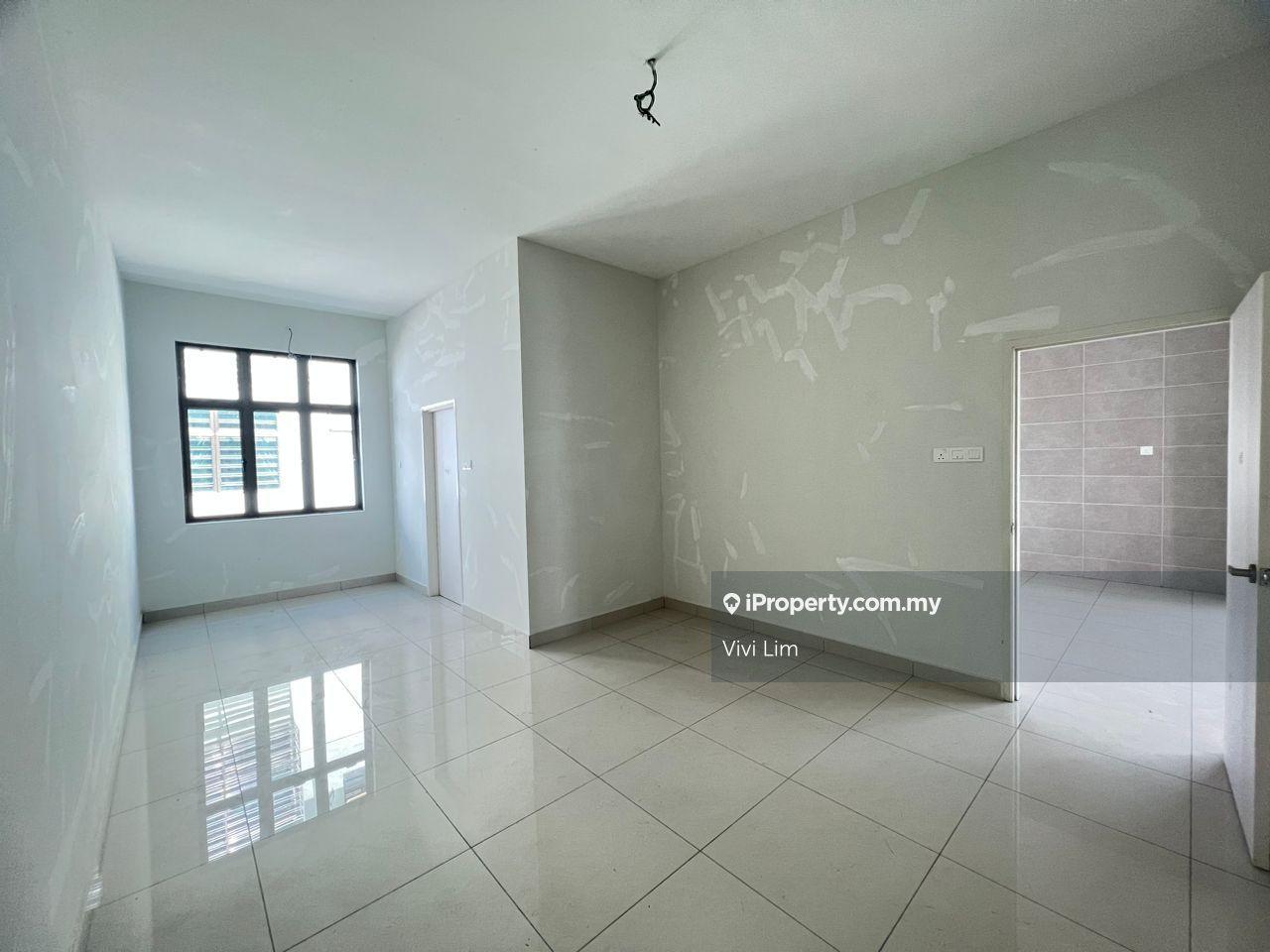 Rumah Berangkai 2 Tingkat untuk Dijual di Taman Tasik Indah, Kluang oleh Vivi Lim - iProperty.com.my