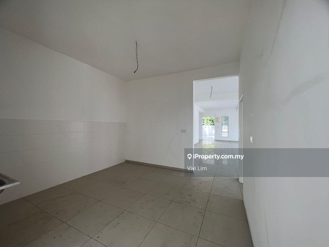 Rumah Berangkai 2 Tingkat untuk Dijual di fupn1, Kluang oleh Vivi Lim - iProperty.com.my
