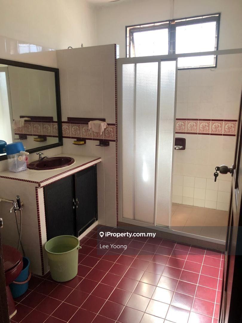 Commercial Semi-D for Sale in Taman Green Lane, Jelutong by Chris Tan - iProperty.com.my