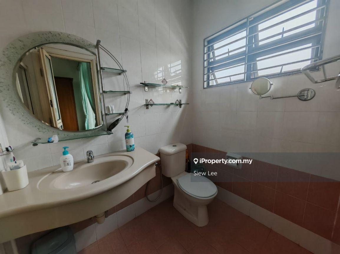 Townhouse for Sale in Sunway Damansara, Kota Damansara by Siew Lee - iProperty.com.my