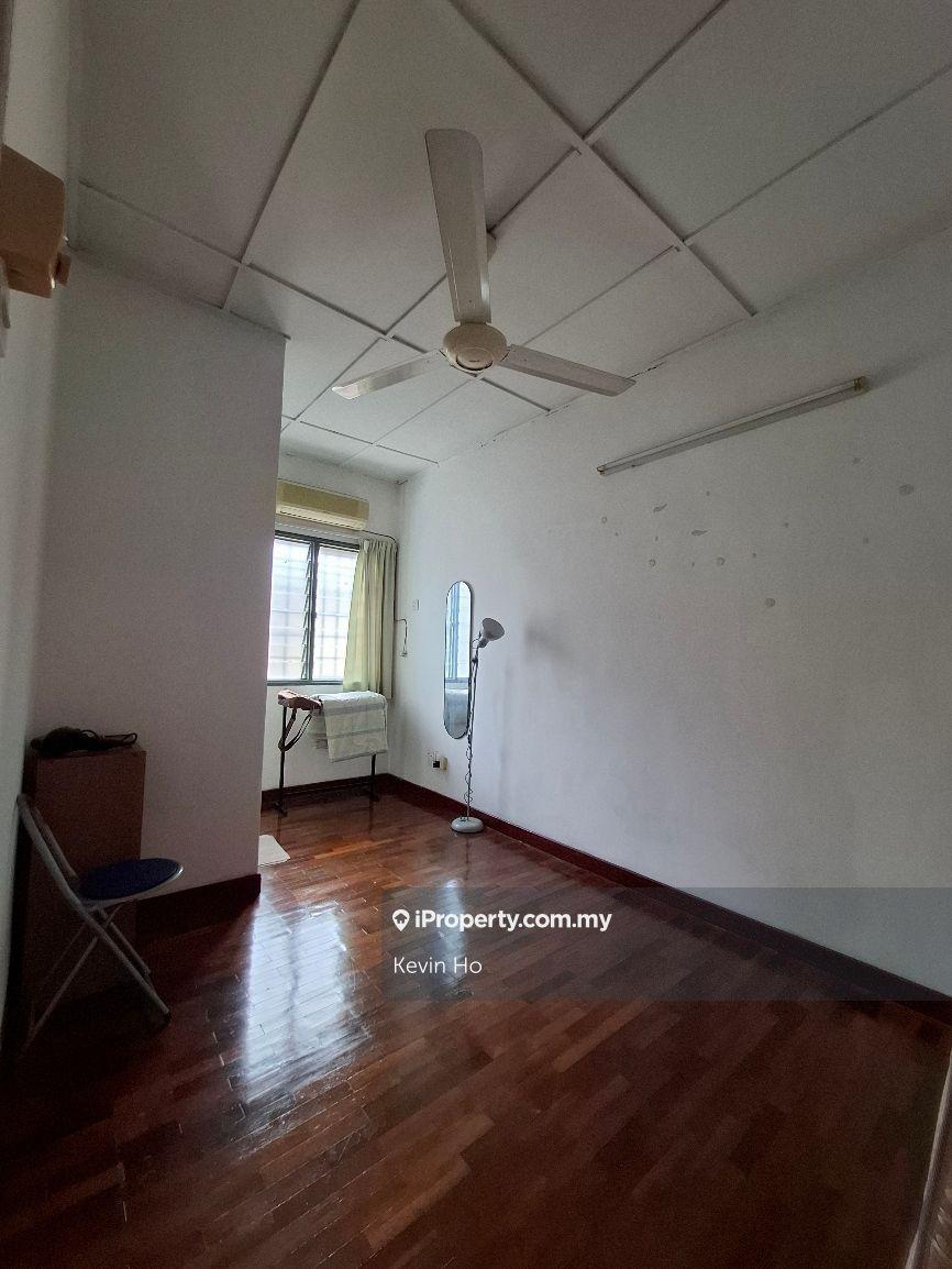 2-storey Terraced House for Sale in TAMAN PUCHONG UTAMA, Puchong by Kevin Ho - iProperty.com.my